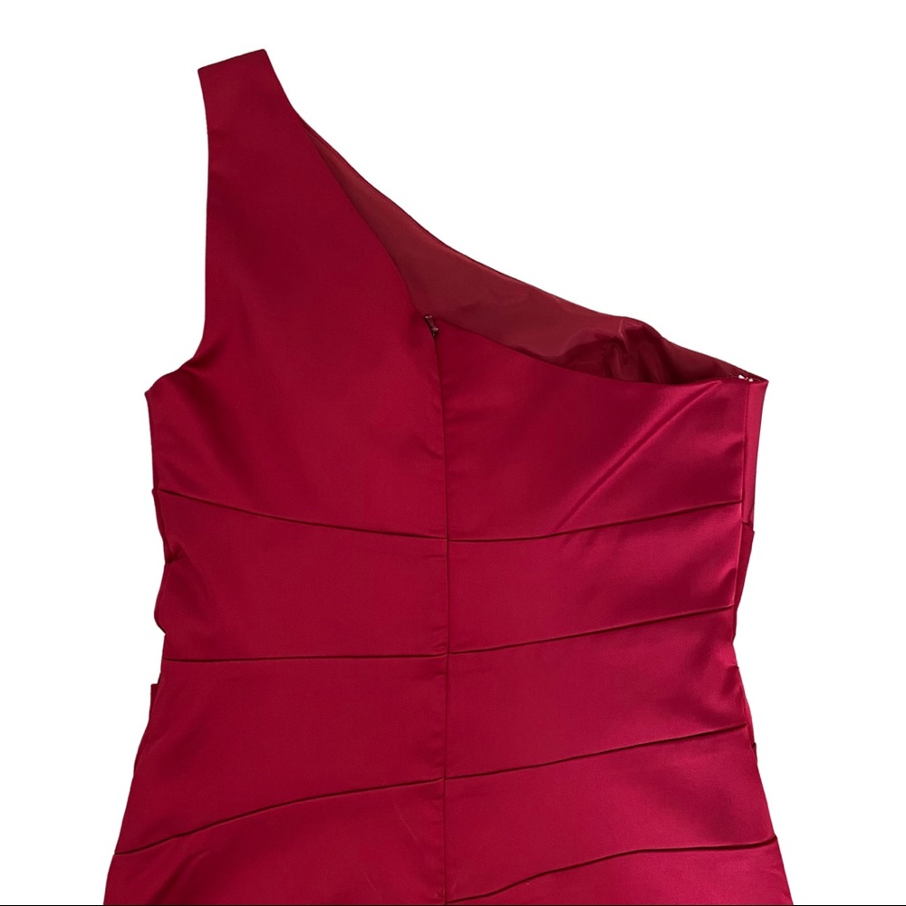 One-Shoulder Formal Dress - Picture 2 of 6